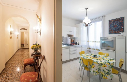 San Polo Apartment | Ca' Lipoli - Four Bedroom Apartment, Sleeps 6