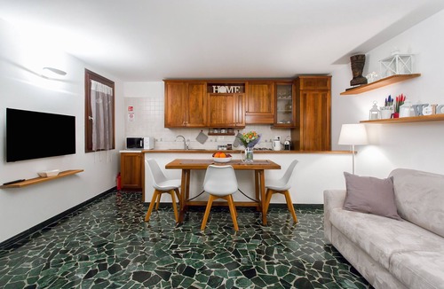 Castello Apartment | Ca 'Lisa in the Castello Sestier