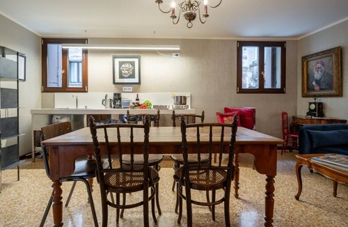 San Marco Apartment | Ca' Moro - MURANO - sleep 3 guests - very romantic