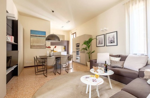 San Marco Apartment | Ca' Moro - SALINA - sleeps 6 guests in 3 bedrooms