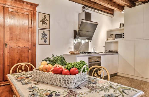 Castello Apartment | Ca' San Lorenzo 1