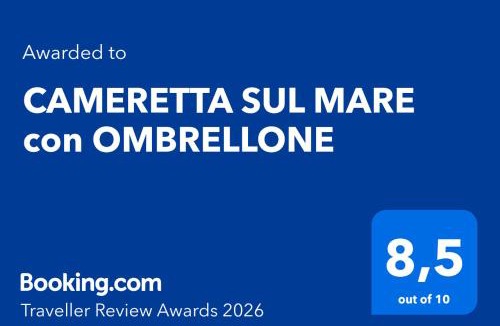 Fondi House | CAMERETTA SUL MARE con OMBRELLONE