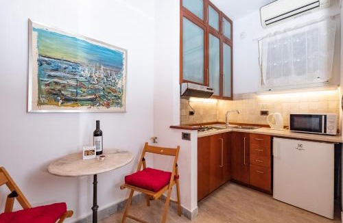 Rione VII Regola Apartment | Campo de' Fiori Cozy Nest