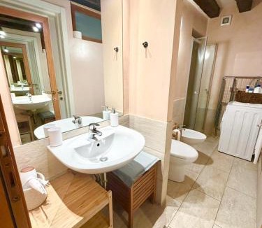 Castello Apartment | Canal view apartment