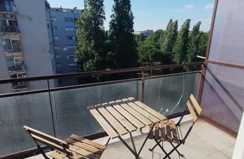 Quartiere XX Ardeatino Apartment | Caravaggio Inn
