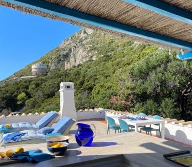 Faro Apartment | Casa al mare con spiaggia privata condominiale