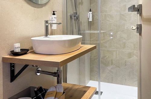 Bari City Centre Hotel | Casa Almika Abate Gimma