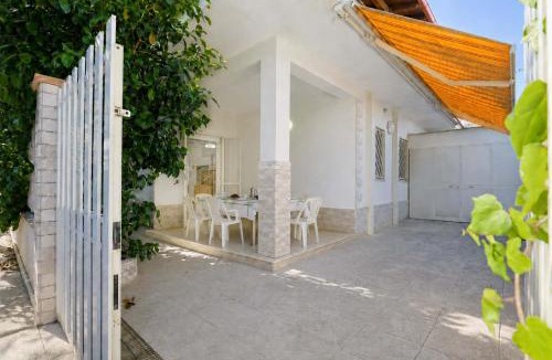 Specchiarica House | Casa Anna 1 a 270 mt dalla spiaggia di Specchiarica di San Pietro in Bevagna