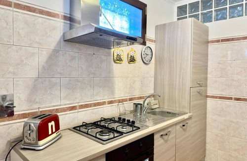 Zona XXX Castel Fusano House | Casa Anto-90 mq vicino Ostia Lido Animal Friendly