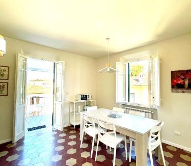 Lucca Historical Center Apartment | Casa Armonia