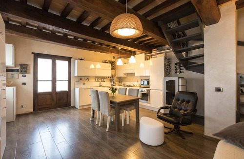 Montone House | Casa Avena - Country House wih garden, for 1-5 people