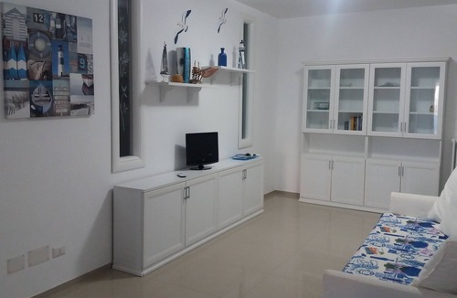 Chiesiola Apartment | Casa Azzurra a few steps from the sea