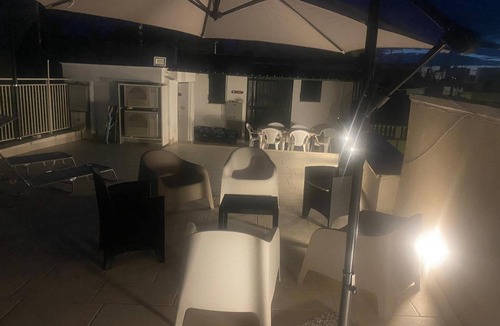 Bitonto Apartment | Casa Bianca il tuo Bnb, Big Terrace downtown, 15min Airport & Sea