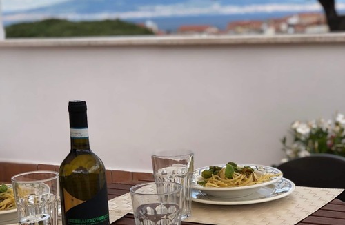 Sorrento City Centre House | Casa Bice, an Amazing view of Vesuvius in the heart of Sorrento with Pool