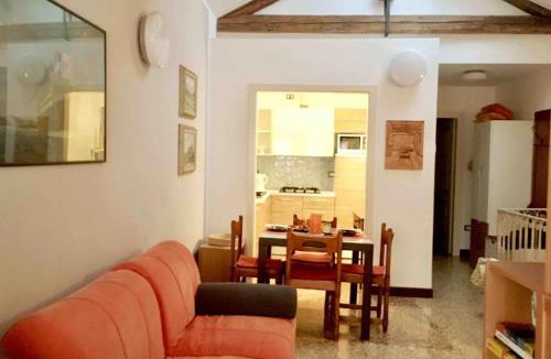 San Polo Apartment | Casa con terrazza in Campo San Tomà