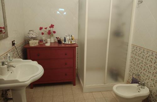 Lizzano House | Casa con veranda a 10 min dal mare
