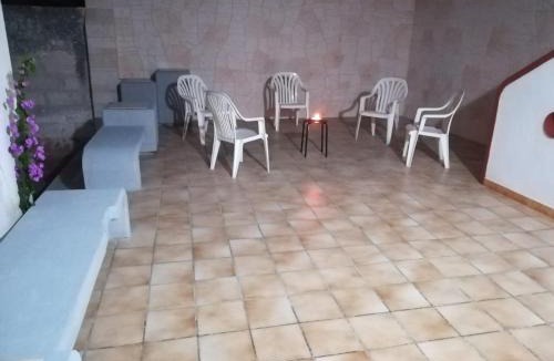Lizzano House | Casa con veranda a 10 min dal mare
