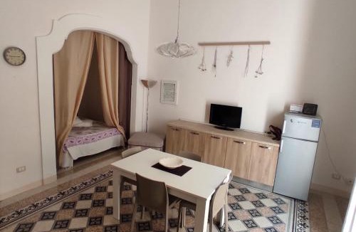 Fasano Apartment | Casa della Relatività