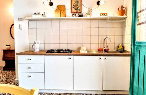 Posto Rosso House | Casa di Mezzo