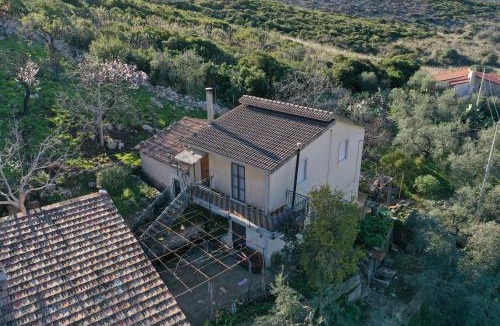 Fondi House | Casa Elda