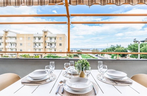 Municipio 1 Apartment | Casa Eos - with shared pool