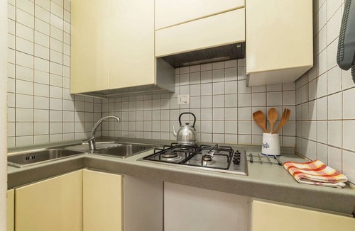Rione VII Regola Apartment | Casa Fiori - WelcometoRhome