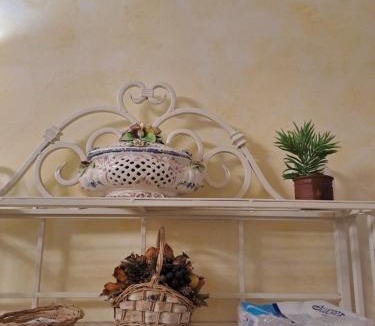 San Michele in Teverina House | Casa Flora