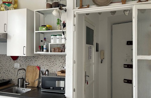 Tuscolano Apartment | Casa Frida. Studio flat with big terrace.