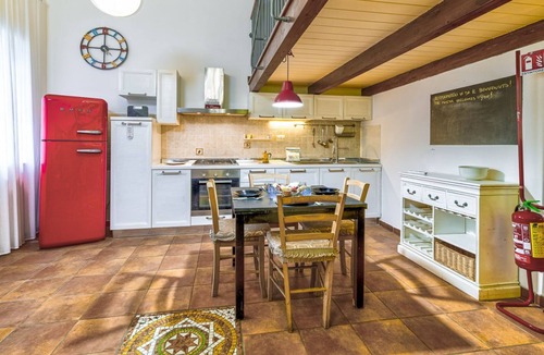 Civitavecchia Apartment | Casa Il Maestro by Rentbeat