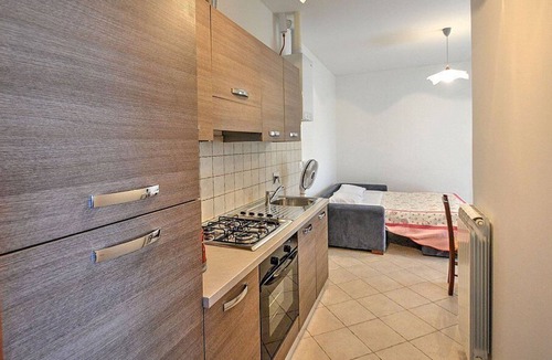 Spello House | Casa Ilena A: A graceful apartment situated in a quiet location, a few minutes from the town center, with Free WI-FI.