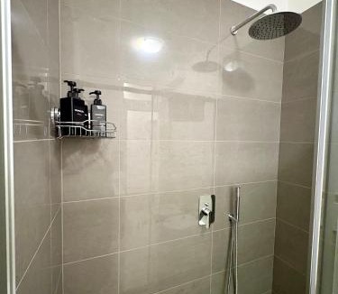 Imola Apartment | Casa in Centro con Giardino
