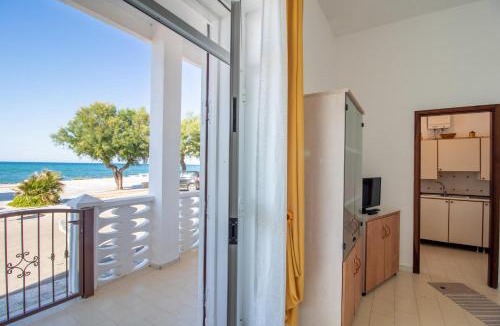Villanova Apartment | Casa indipendente a 20m dal mare