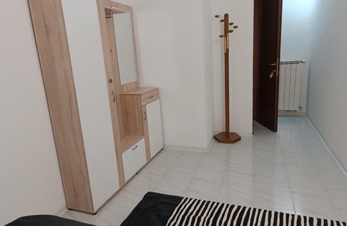 Aprilia Apartment | Casa Latiini A