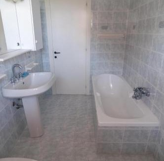 Montesilvano Apartment | Casa Lina- vista mare con posto auto privato