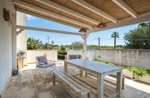 Cutrofiano Apartment | Casa Litarà, Suite Griddha Room with Shared Pool, Wi-Fi & Air Conditioning