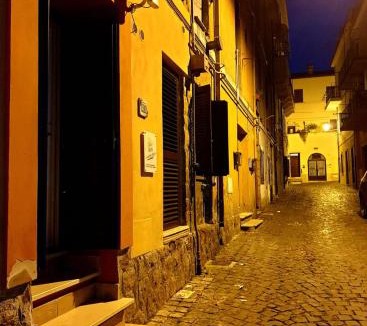 Cisterna di Latina House | Casa Mattia Centro Storico