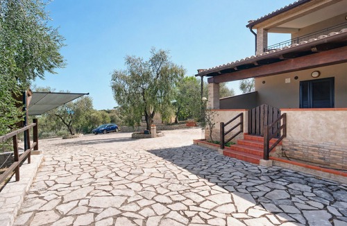 Chiesiola Apartment | Casa Melograno - Villa Mapa with Sea View, Wi-Fi, and Air Conditioning