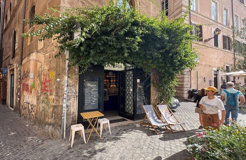 Rione VII Regola Apartment | Casa Mirella near Piazza Navona, Rooftop Views