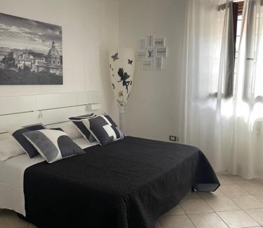 Colonna Apartment | Casa MiRo