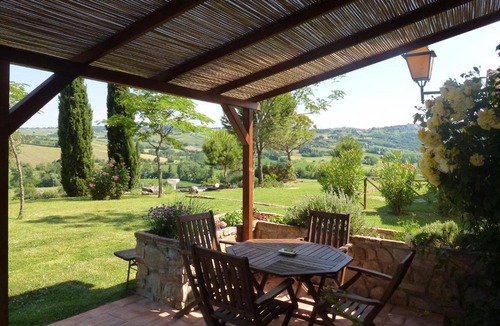 Montecarotto Apartment | Casa Montale
