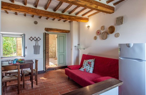 Paciano Apartment | Casa Paciano, near town, apartments with pool, Olivo