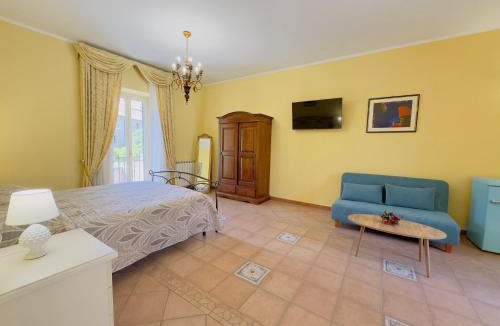 Fondi House | CASA PEPE - Fondi Vertice Rooms