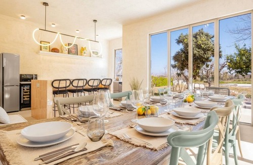 Cutrofiano Villa | Casa Quadro - Villa with private infinity pool - Salento, Puglia