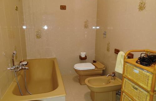 Rosolini House | CASA RUBINO, anche a Docenti