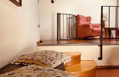 Spoleto Apartment | CASA SILLANI Roman Theater View; Relaxing Suite in Historic Center of Spoleto