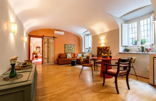 Quartiere XVII Trieste Apartment | Casa Taro - Charming apartment in Rome