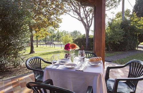 Principina Terra House | Casa Tera B: A graceful two-story apartment in the characteristic style of the Tuscan countryside, with Free WI-FI.