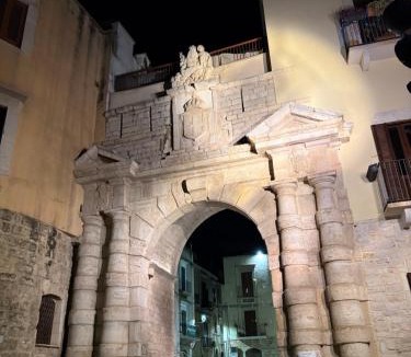 Bitonto Apartment | Casa-Torre Normanna