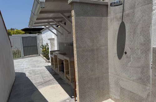 Marina di Lizzano Apartment | CASA TRAMONTANA , independent apt, 150 mt from the beach