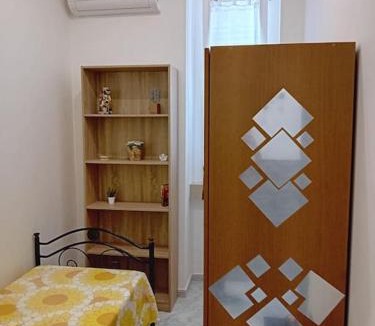 Municipio 2 Apartment | Casa Vacanze La Margherita Bari